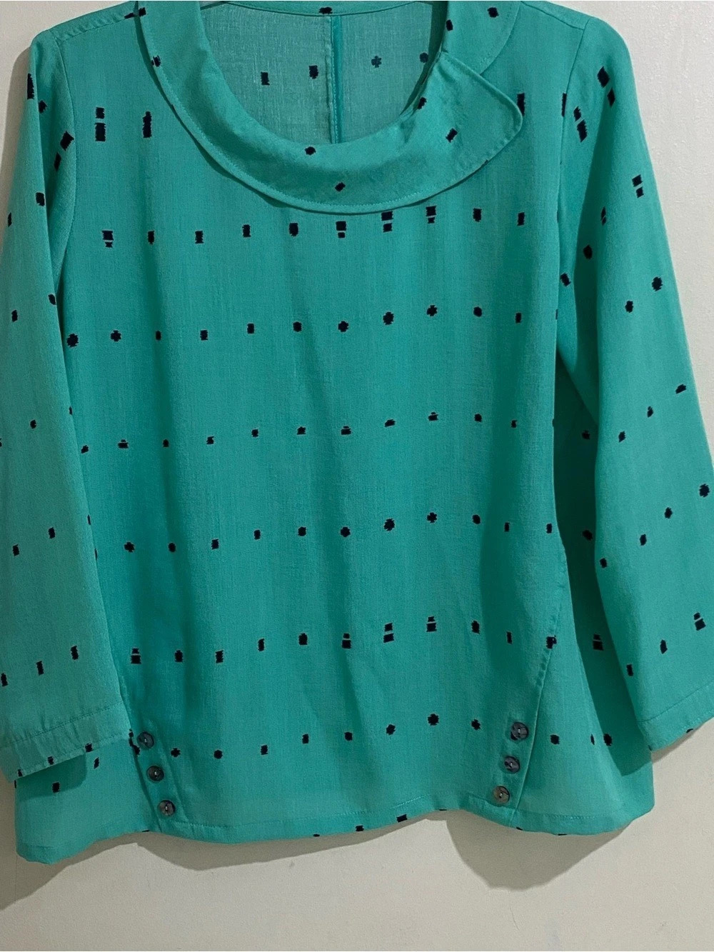 Fridaze Linen Geometric Blouse in Green/Teal Size Large Like New